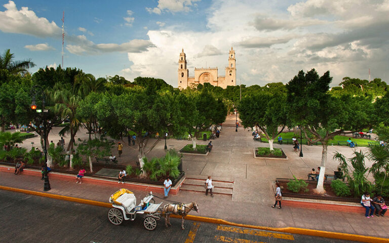 merida plaza de grande
